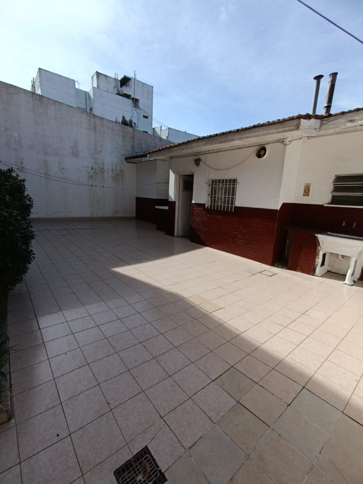 ALQUILER POR 24 MESES!!! P.H. TRES AMBIENTES. SOLO PERSONAS ADULTAS. ZONA: SAN JOSE