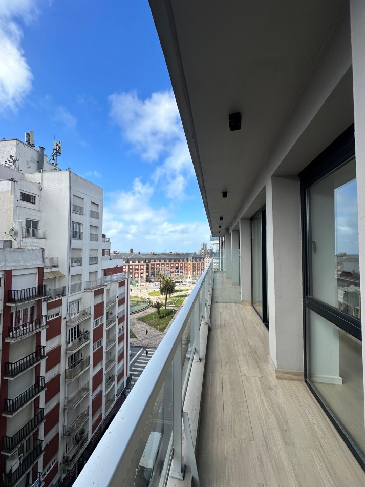 Departamento dos ambientes a Estrenar a la calle con balcon saliente y vista laeral al mar! Plaza Colon