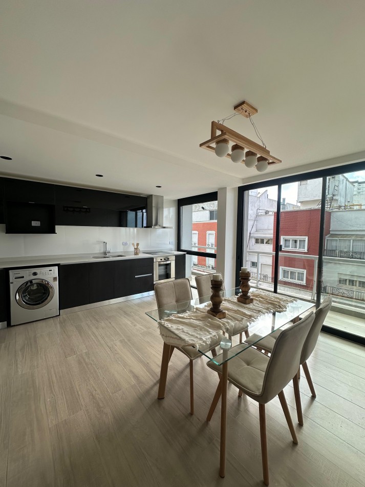 Departamento dos ambientes a Estrenar a la calle con balcon saliente y vista laeral al mar! Plaza Colon