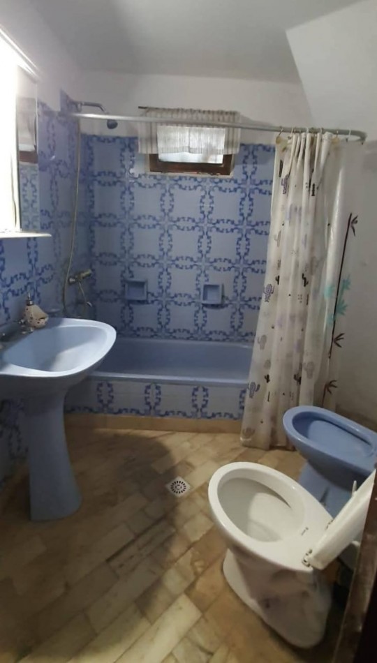 Chalet cuatro ambientes en Bosque Perlata Ramos