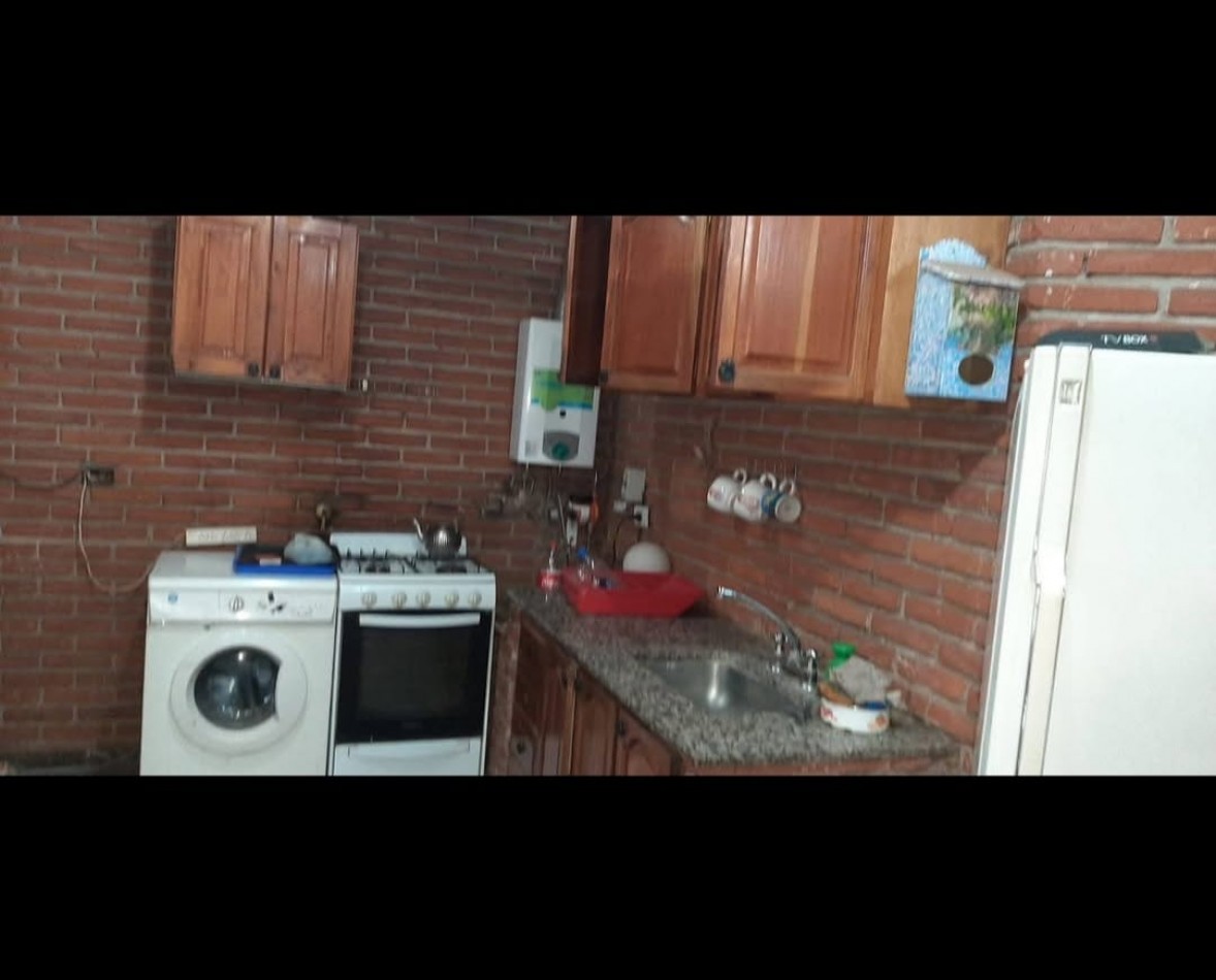 Chalet cuatro ambientes en Bosque Perlata Ramos