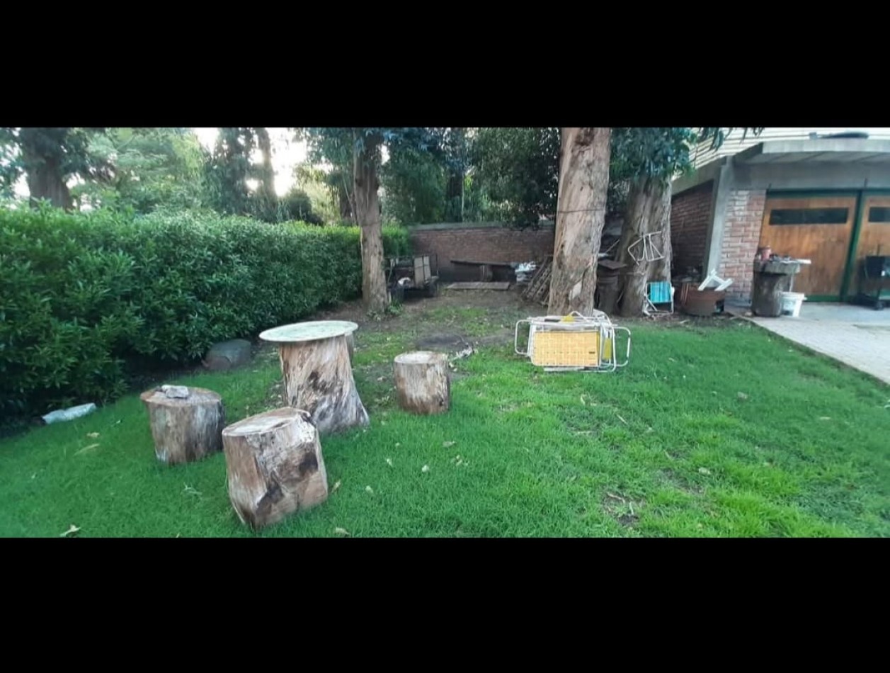 Chalet cuatro ambientes en Bosque Perlata Ramos