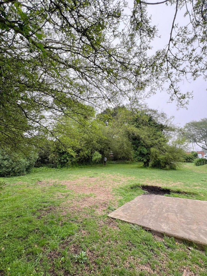 Gran lote en Sierra de los Padres.