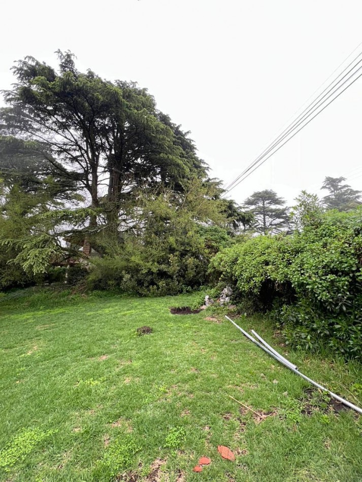 Gran lote en Sierra de los Padres.