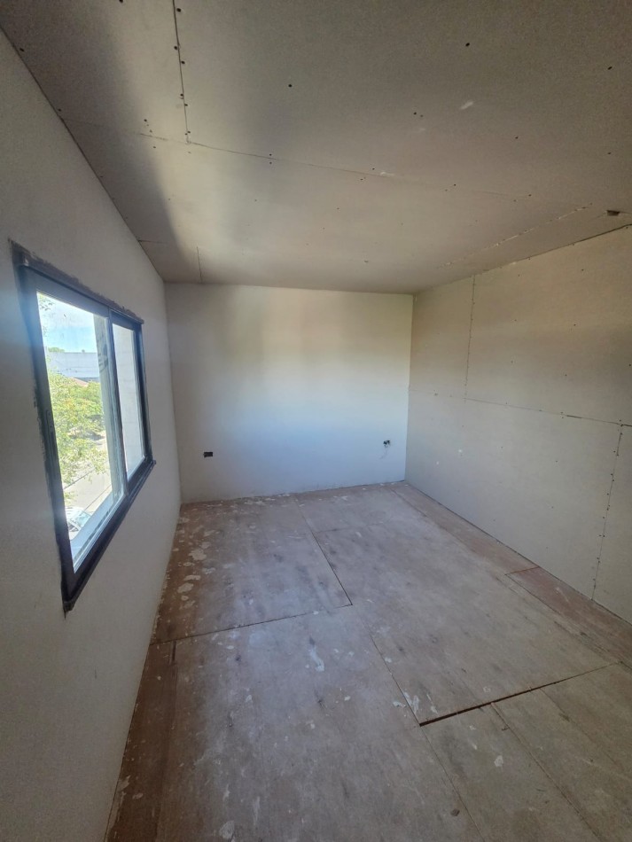 Duplex de tres ambientes a Estrenar. Zona: Don Bosco