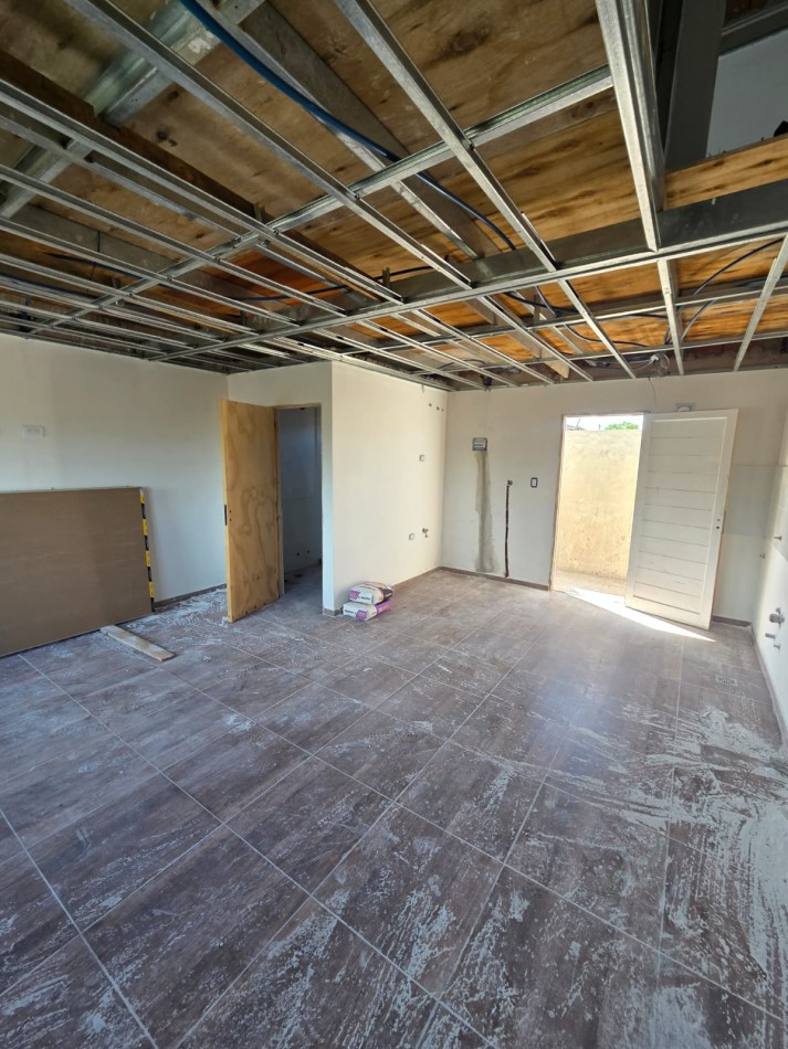 Duplex de tres ambientes a Estrenar. Zona: Don Bosco