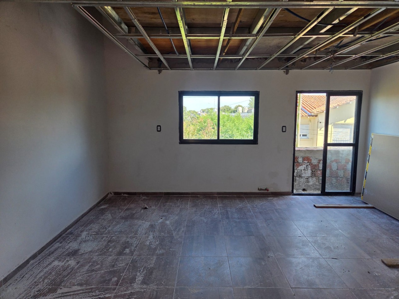 Duplex de tres ambientes a Estrenar. Zona: Don Bosco