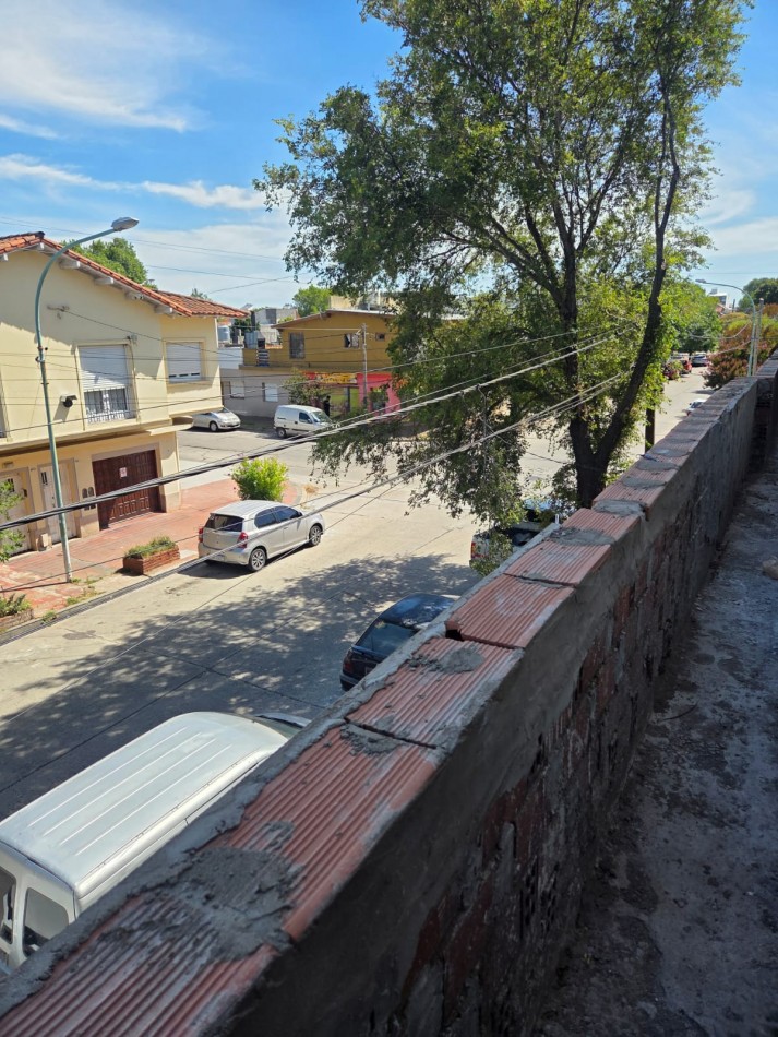Duplex de tres ambientes a Estrenar. Zona: Don Bosco