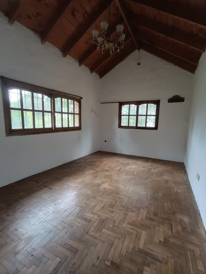 ALQUILER 24 MESES!!! Chalet cuatro ambientes en Bosque Perlata Ramos