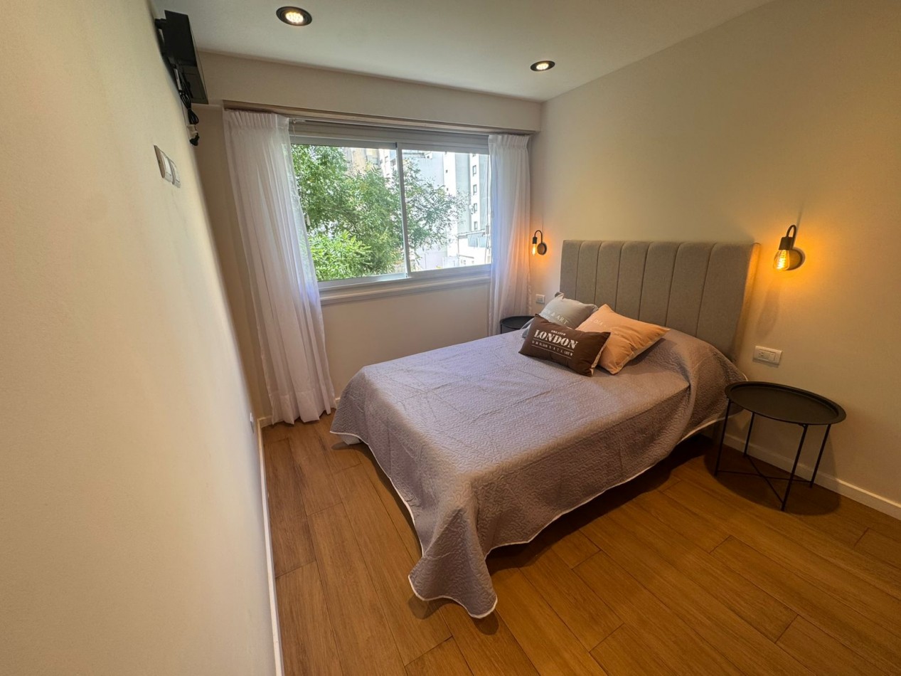 Departamento una mabiente a la calle. Reciclado y amoblado. Zona: Aldrey