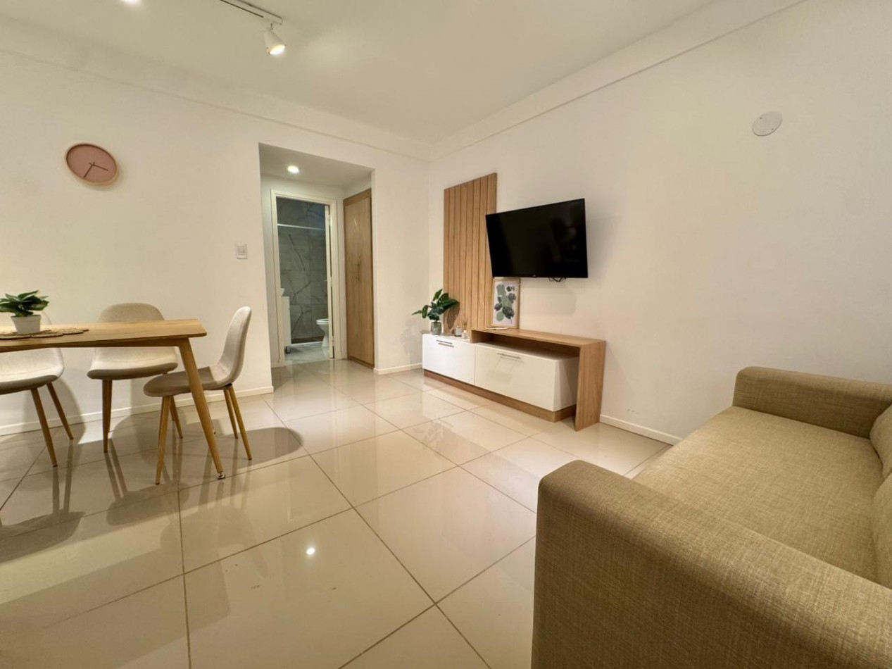 Departamento dos ambientes super luminoso. Reciclado y amoblado