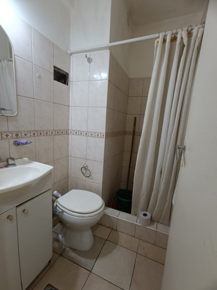 ALQUILO DEPARTAMENTO 24 MESES!!! AMBIENTE A LA CALLE CON BALCON SALIENTE. ZONA: PLAZA MITRE