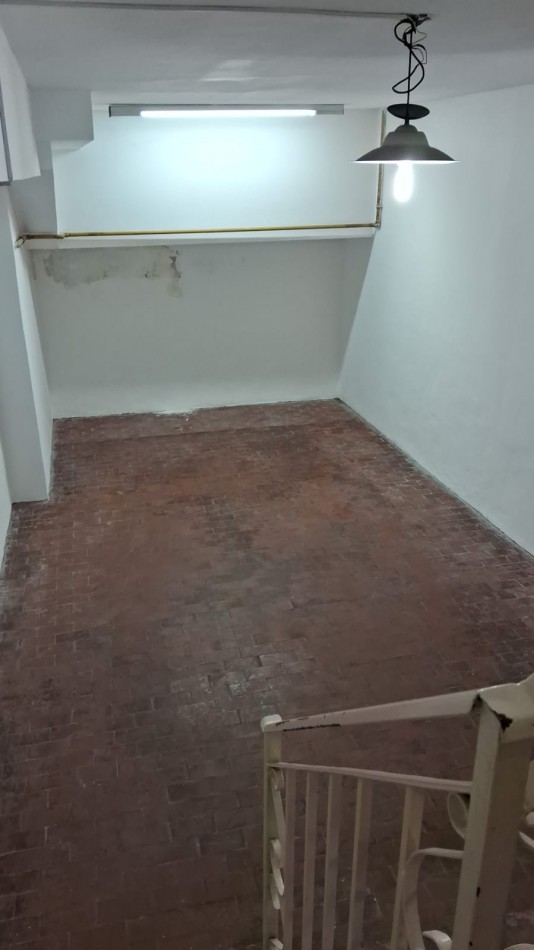 ALQUILO LOCAL COMERCIAL FRENTE. BUEN ESTADO. ZONA TRIBUNALES
