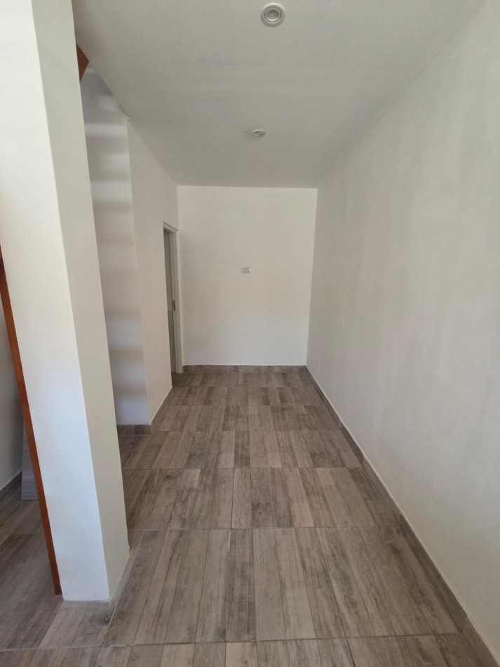 P.H. tres ambientes en duplex al frente. Reciclado. Zona: Don Bosco 