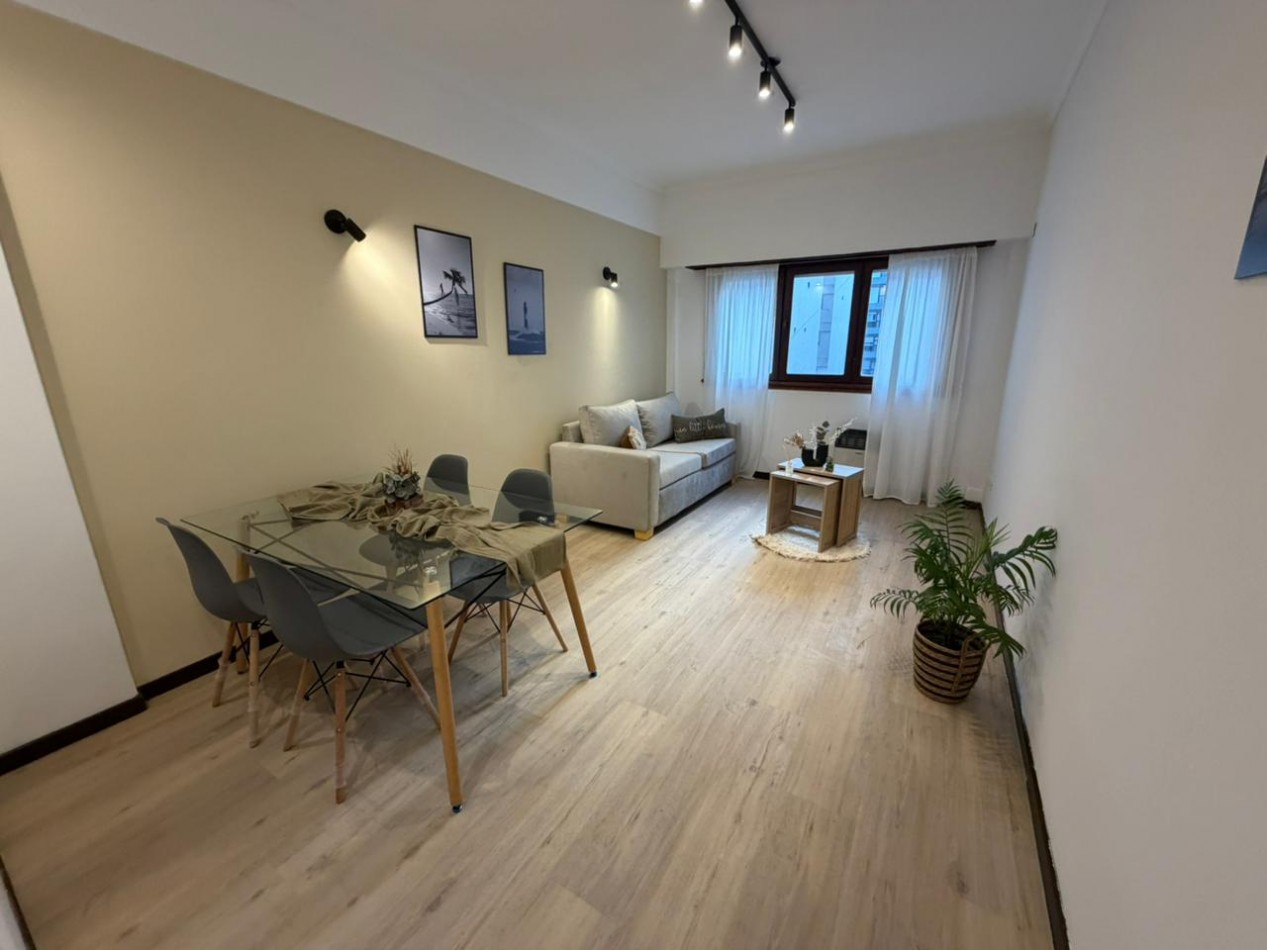 Departamento dos ambientes con dependencia. Reciclado y amoblado