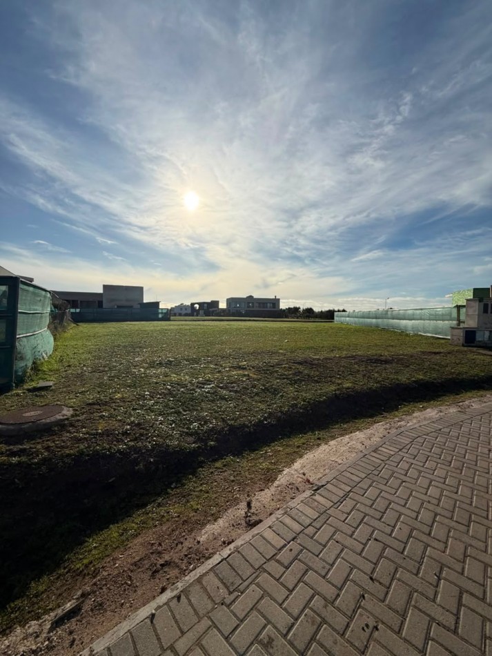 LOTE DE TERRENO EN BARRIO PRIVADO: DEVELOPER PARK (BIO 1)