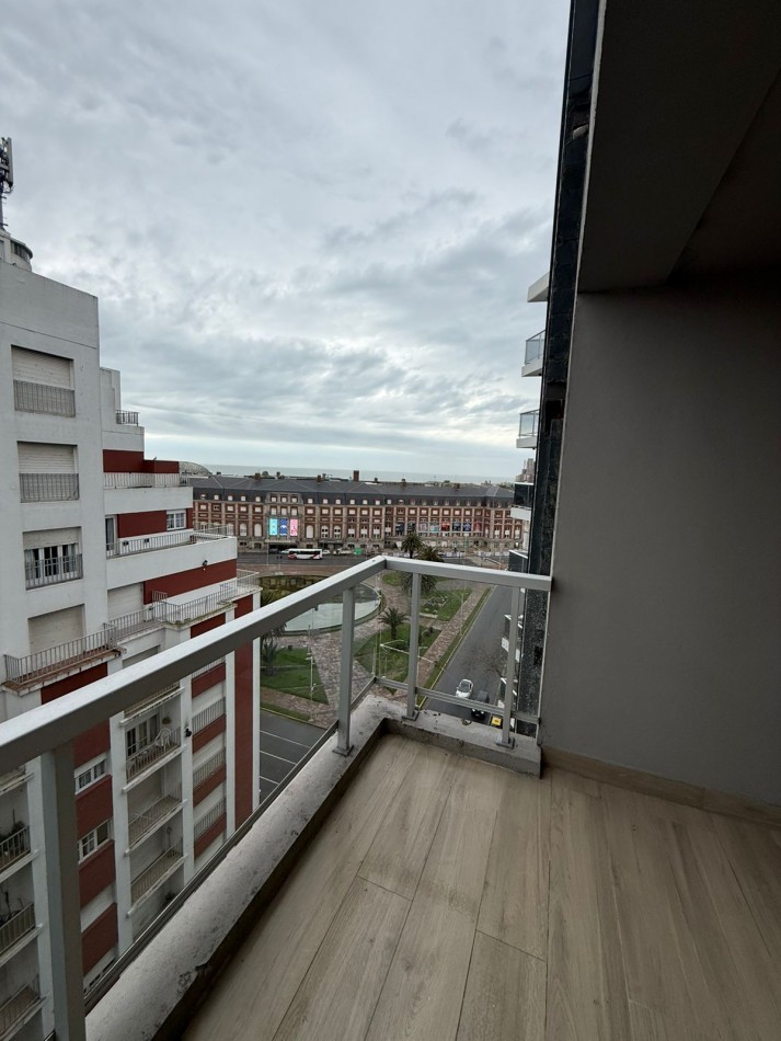 Departamento dos ambientes a Estrenar a la calle con balcon saliente y vista laeral al mar! Plaza Colon