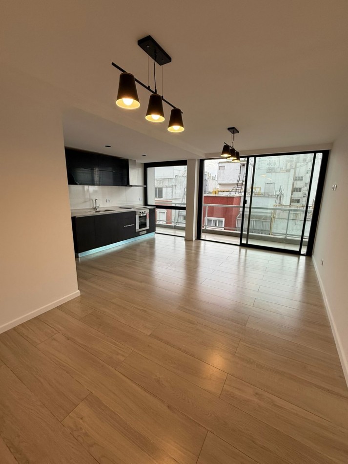 Departamento dos ambientes a Estrenar a la calle con balcon saliente y vista laeral al mar! Plaza Colon