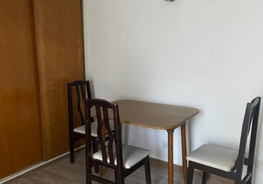 ALQUILER 24 MESES!!!! DEPARTAMENTO UN AMBIENTE DIVIDIDO. ESTADO ORIGINAL. CENTRO