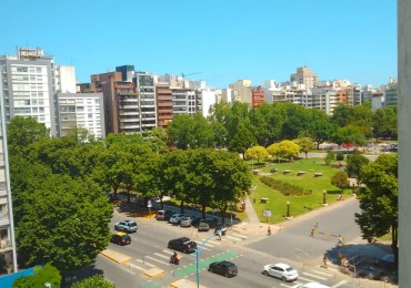 DEPARTAMENTO UN AMBIENTE AL LATERLA CON VISTA PANORAMICA A PLAZA MITRE. RECICLADO Y AMOBLADO