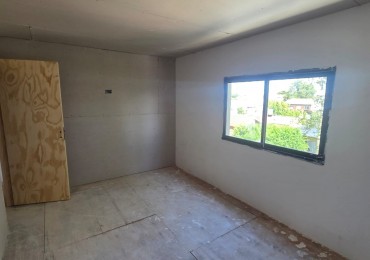 Duplex de tres ambientes a Estrenar. Zona: Don Bosco