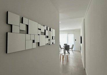 Departamento a Estrenar con cochera fija. a la calle con balcon terraza y parrilla. Amoblado. Zona: Aldrey