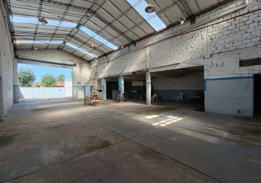 ALQUILER GALPON!!! GALPON APTO VARIOS RUBROS A MTS DE AVENIDA FORTUNATO DE LA PLAZA, 450 MTS. APTO CAMIONES