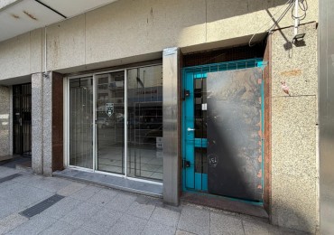 Local comercial, ideal gastronomia. Centro