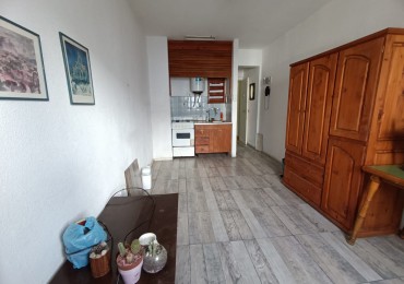 ALQUILER POR 24 MESES!! DEPARTAMENTO UN AMBIENTE AL CONTRAFRENTE LUMINOSO. PLAZA MITRE 